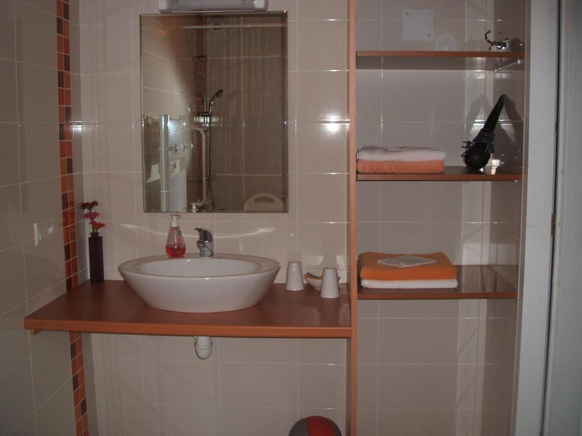 Chambres D'Hotes La Charriere Cheffois Екстериор снимка