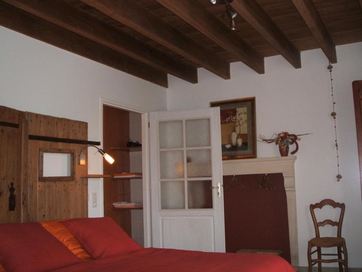 Chambres D'Hotes La Charriere Cheffois Екстериор снимка